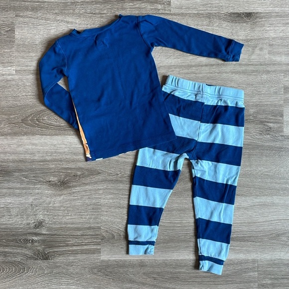 Bluey toddler boys pajama set - Picture 2 of 3